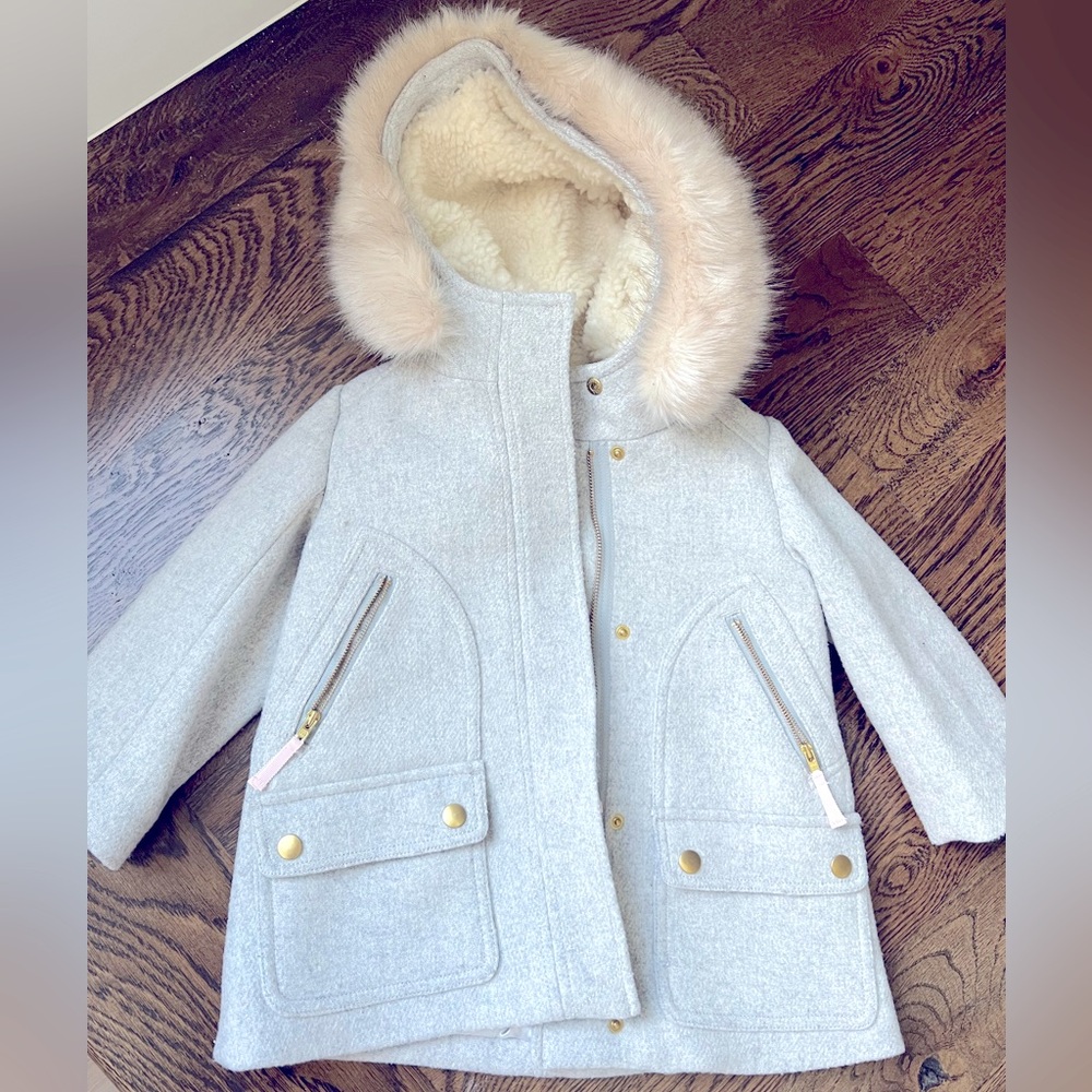 JCREW CUTS COAT NEW no tags , size 3-4  T